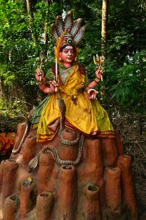 121754883.UOgZ3bQE.4PutruAmmanroadsidesnakeworship